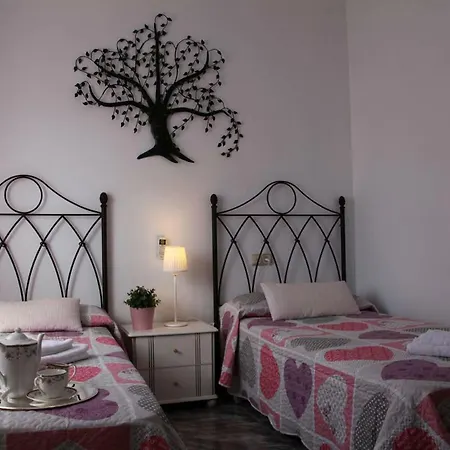 Eden Villa *
